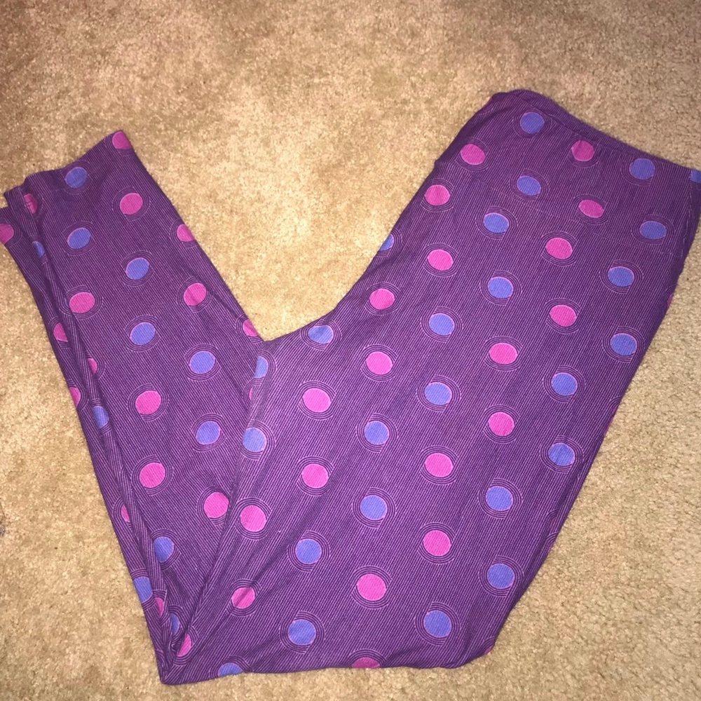 TC lularoe Leggings - polka dots purple and pink